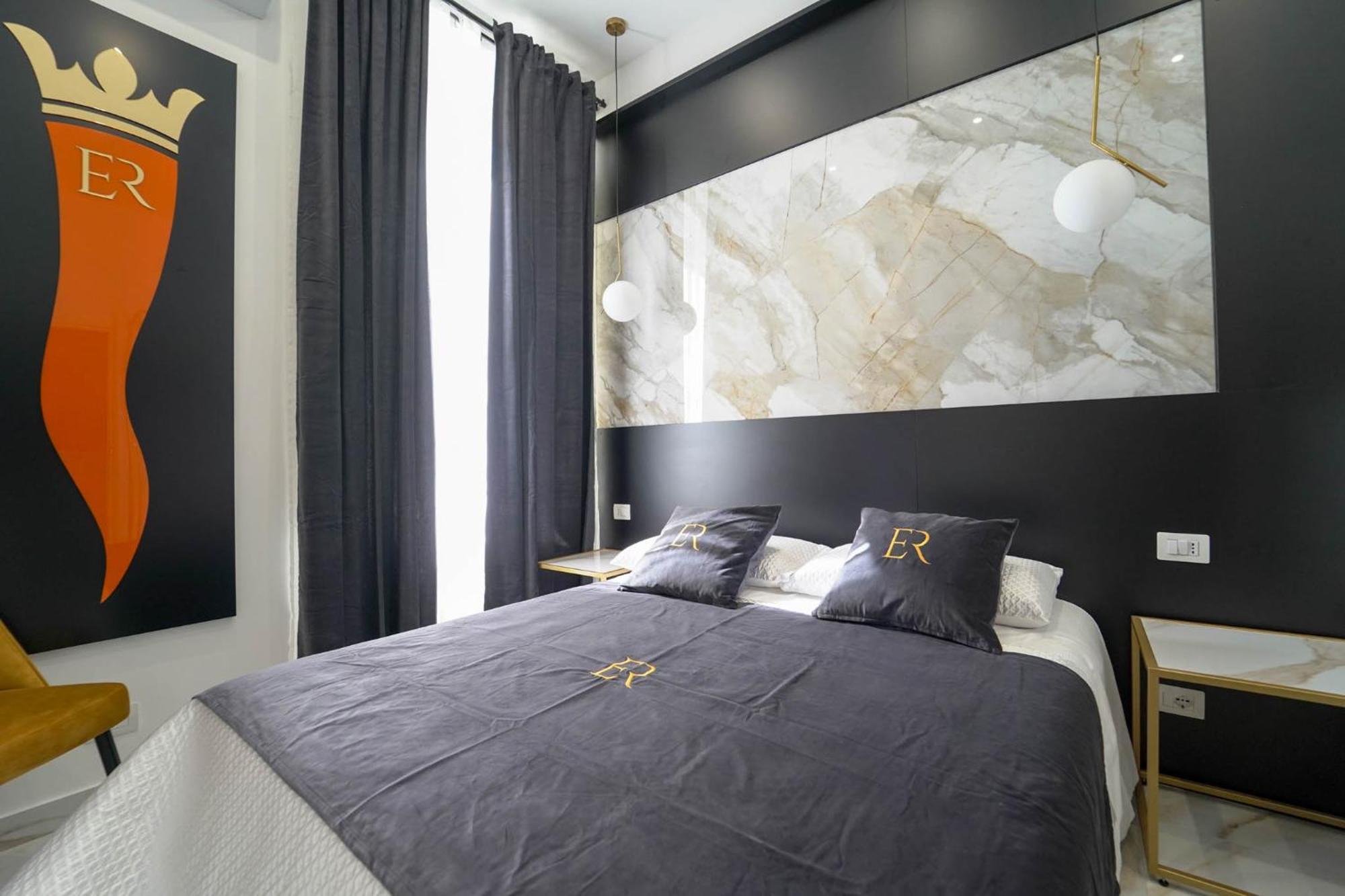 Elite Rooms Naples Exterior photo