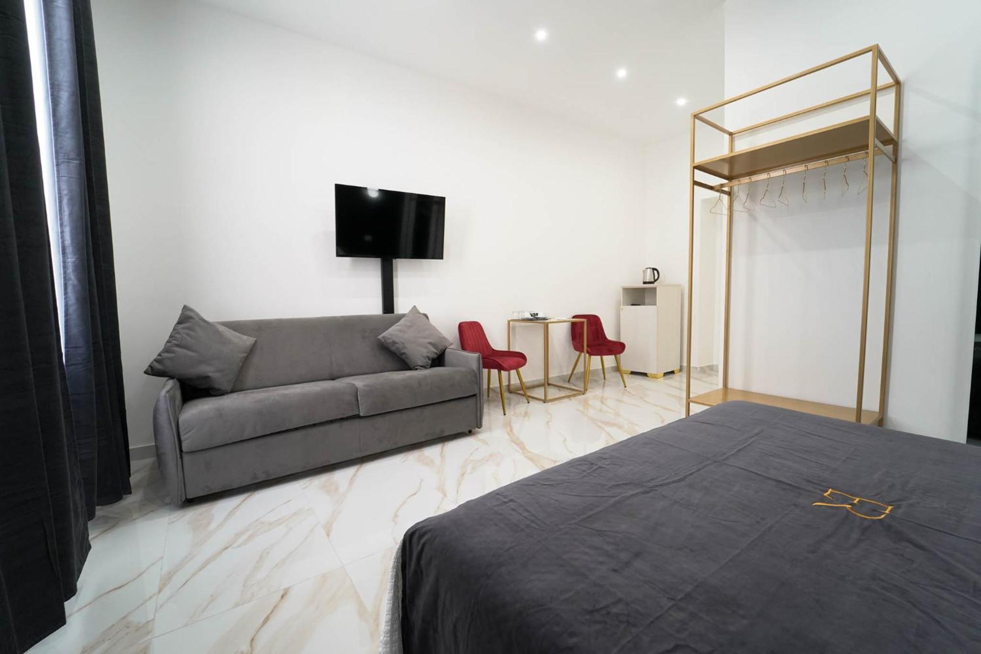Elite Rooms Naples Exterior photo