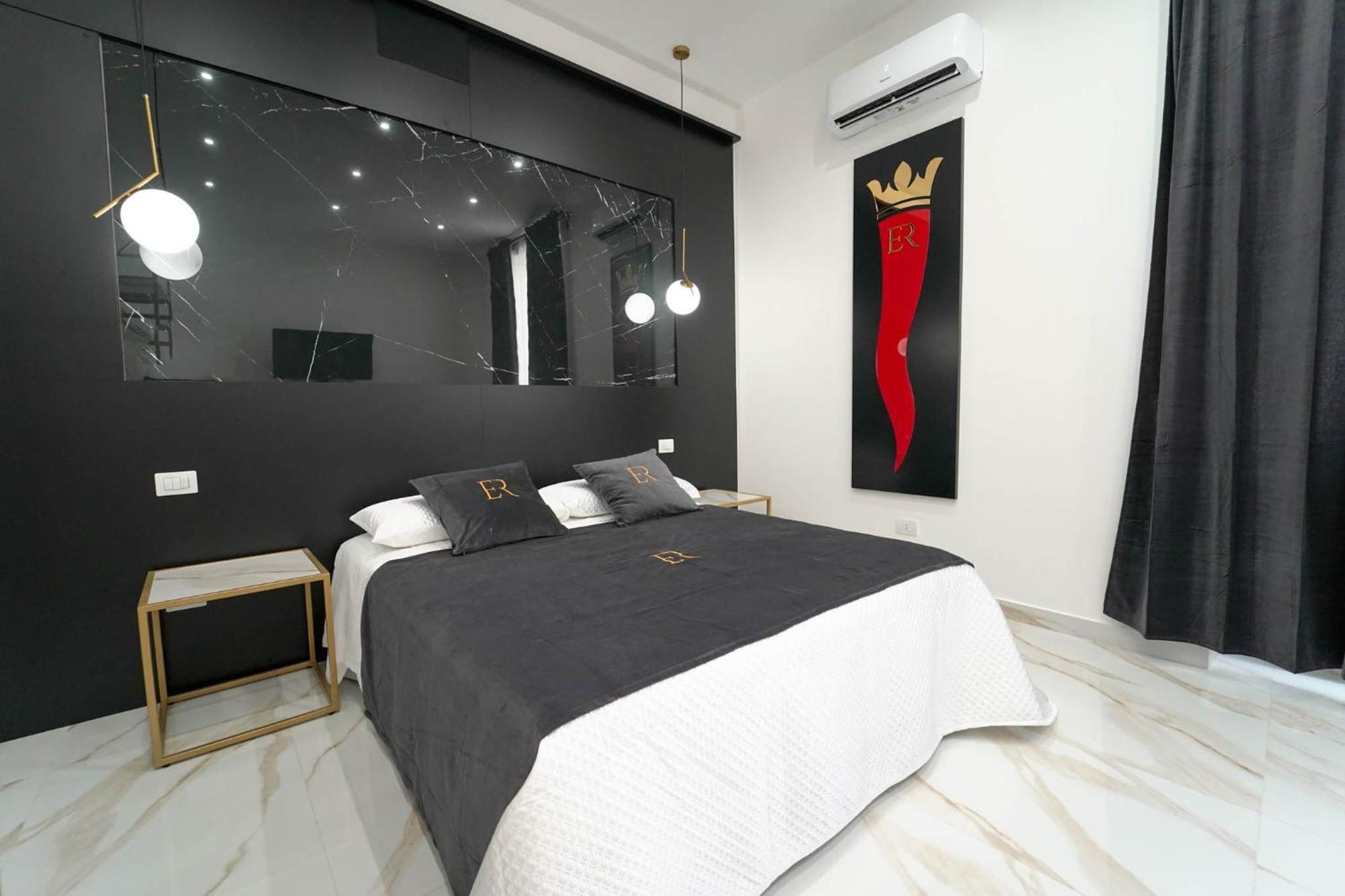Elite Rooms Naples Exterior photo