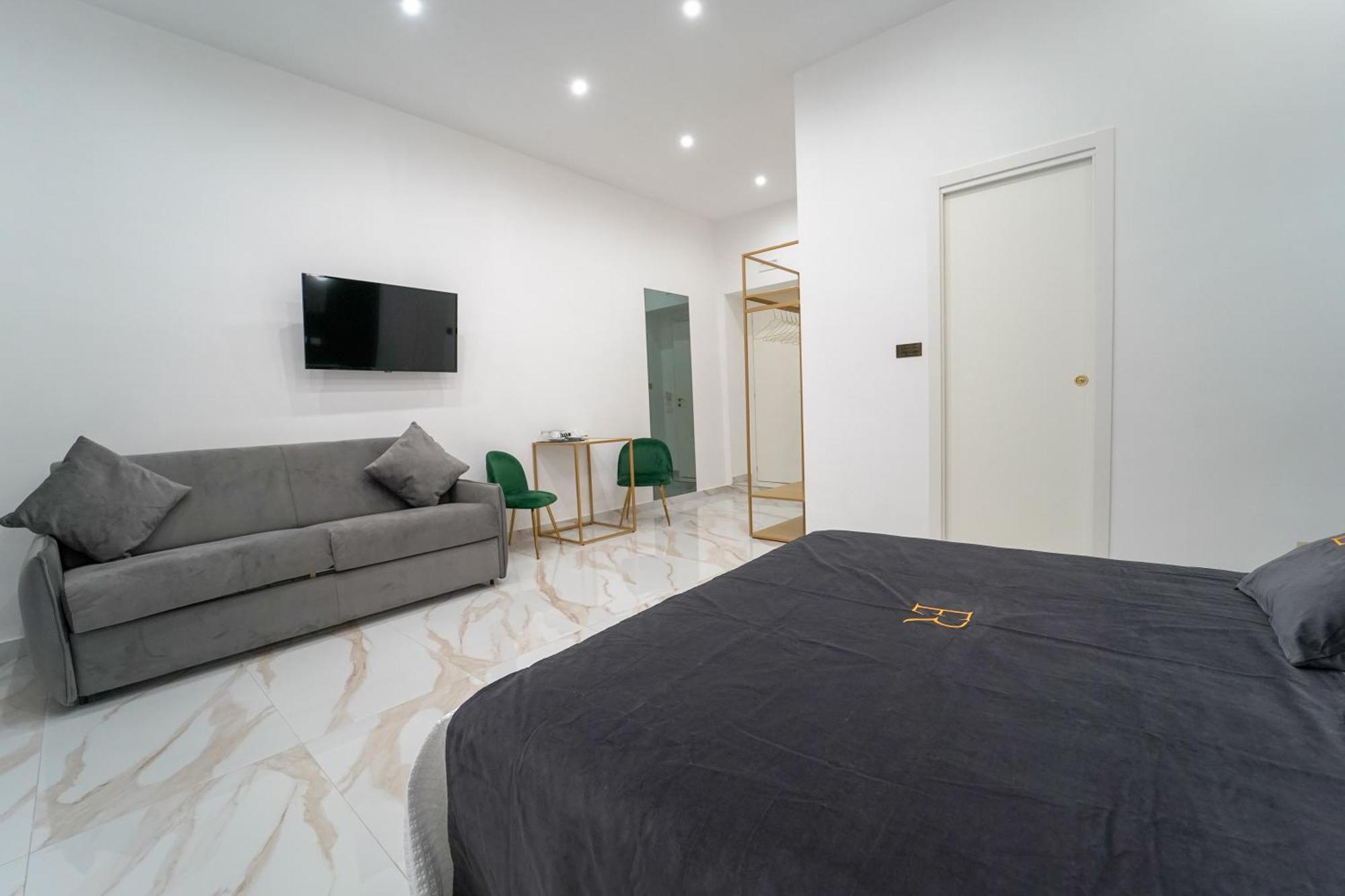 Elite Rooms Naples Exterior photo